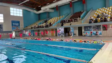 Muş’ta Yüzme Eğitimleri Devam Ediyor