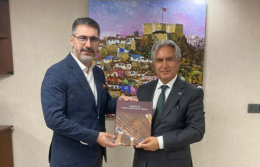 Prof. Dr. M. Öcal OĞUZ’dan, Doç. Dr. Ünal ERYILMAZ’a Ziyaret