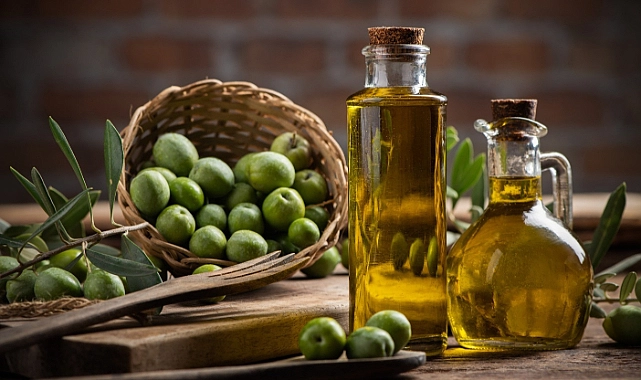 Zeytinyağında Rekor Üretim, Fiyatlar Yarı Yarıya Düştü