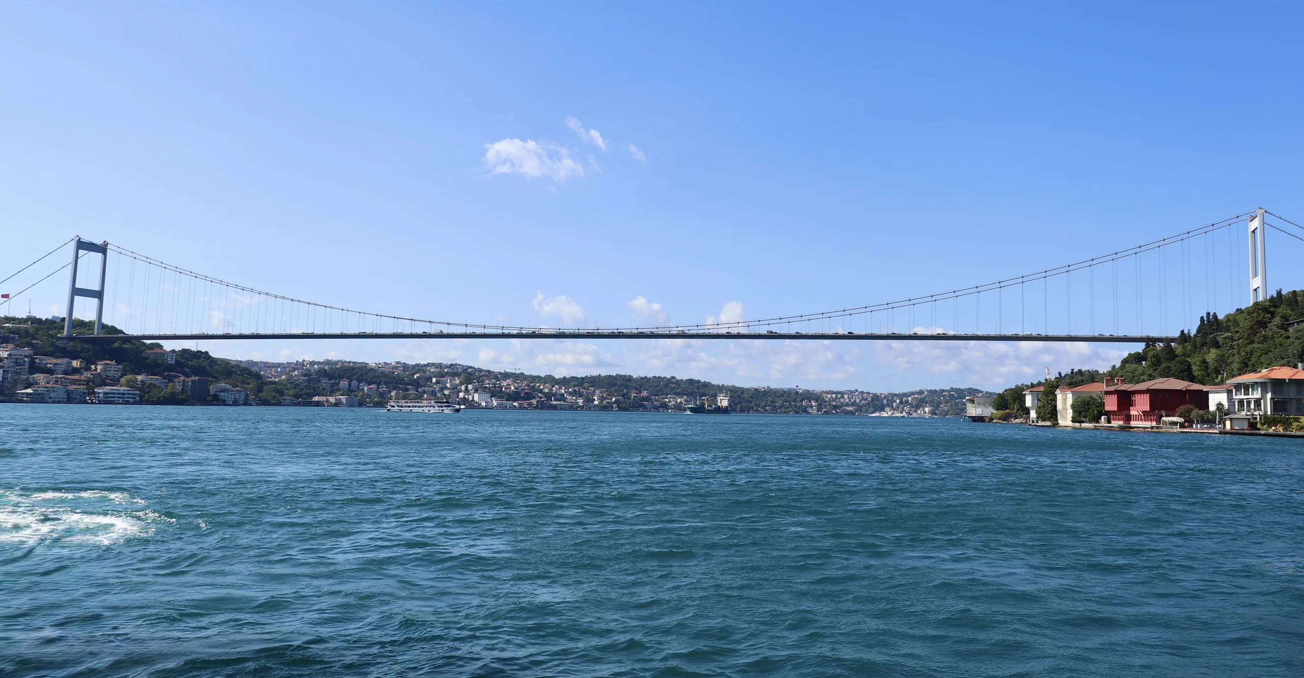 Kıtaları En Kısa Mesafede Buluşturan Köprü