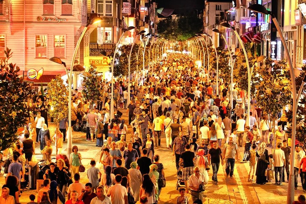 Sakarya’nın İstiklal’i Çark Caddesi