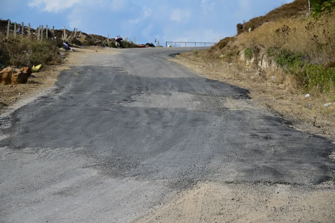 Yetkililer Kulak Verdi Ada Yolu Çukurları Asfaltlanıyor(Özel Haber)