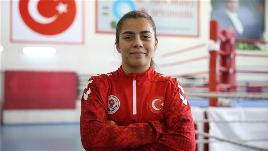 Milli boksör Simge Bekler’in hedefi ilk kez katılacağı Avrupa Şampiyonası’nda zirve