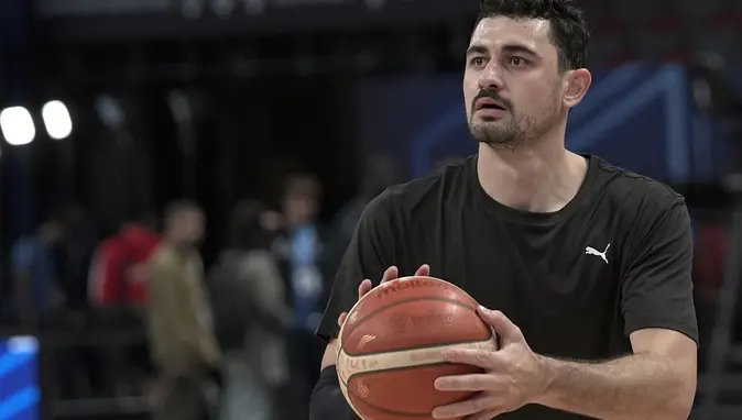 “12 Dev Adam” Riga’da ilk idmanını yaptı