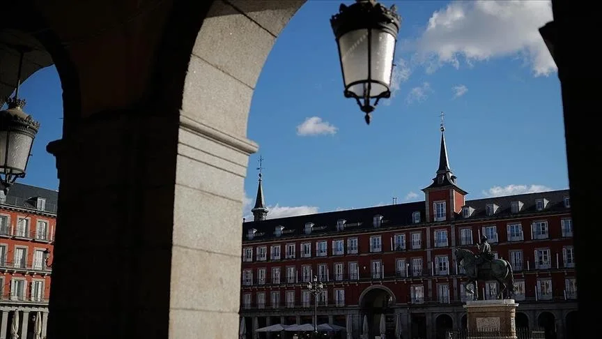 İspanya’da Katolik Kilisesi, Müslümanların dini bayram kutlamalarıyla ilgili yasağa tepki gösterdi