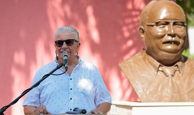 “İzmir Baba” Konak’ta anıldı