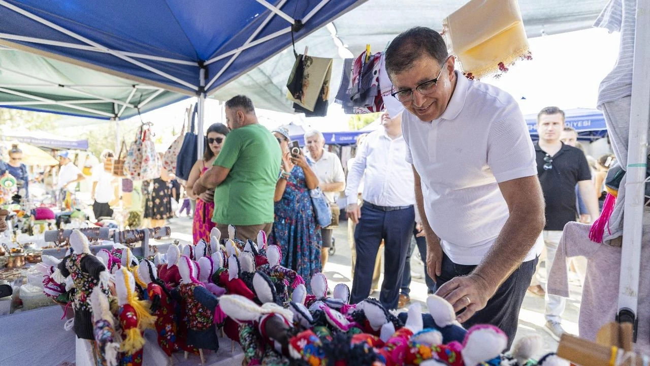 Başkan Tugay, Oyuk Festivali’nde yurttaşlarla buluştu