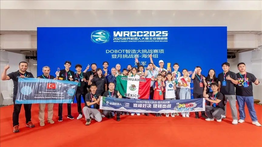 Bahçelievler 15 Temmuz Şehitleri AİHL Robot Takımı dünya ikincisi oldu