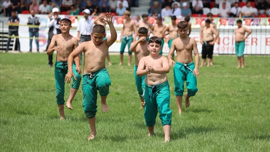 “Doğanşar 56. Ahmet Ayık Karakucak Güreşleri”