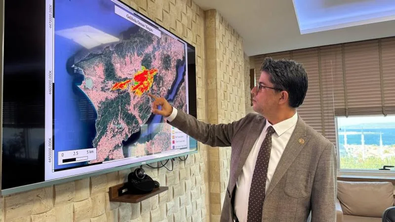 Çanakkale’de yangınlarının etkisi uydu fotoğraflarıyla modellendi