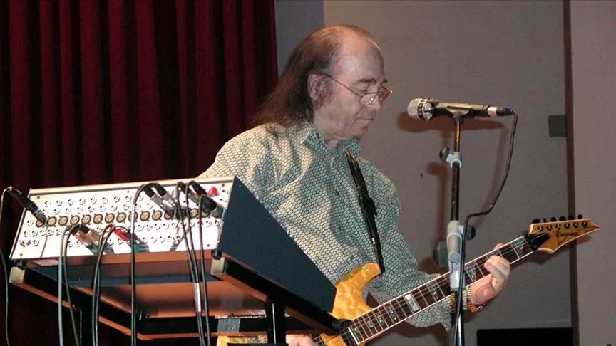 Anadolu rock müziğinin öncüsü: Erkin Koray