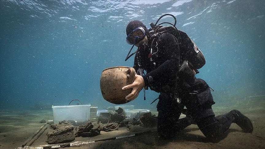 Datça açıklarındaki Osmanlı batığından “bir müzeyi dolduracak kadar eser” çıktı