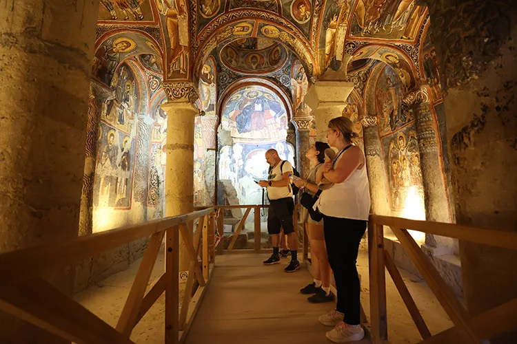 Kapadokya’daki Karanlık Kilise’nin freskleri 10 yılda 1 milyondan fazla ziyaretçiyi ağırladı