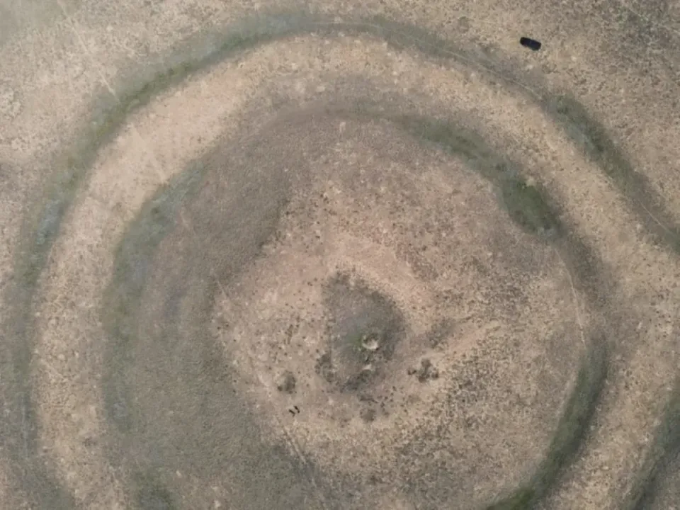 Mistik Mezarlar ve Işıklar: Kazakistan’da 150 Eşsiz Mezar Höyüğü Keşfedildi