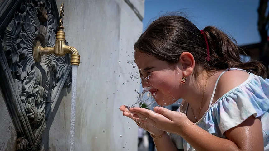 Sıcaklıklar 19 kentte 40 derecenin üzerine çıktı