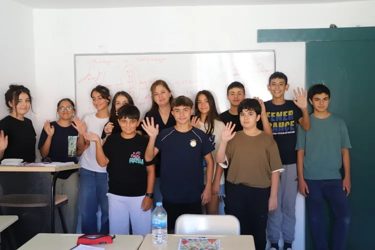 Depremzede öğretmen Ankara’da eğitim kursuyla hayatında yeni bir sayfa açıyor