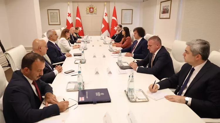 Bakan Uraloğlu: Amacımız Gürcistan ile ticaret hacminin 5 milyar dolara ulaşması