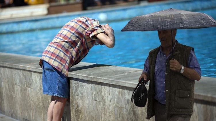 Meteoroloji tarih vererek duyurdu… 12 ile kuvvetli gök gürültülü yağış geliyor