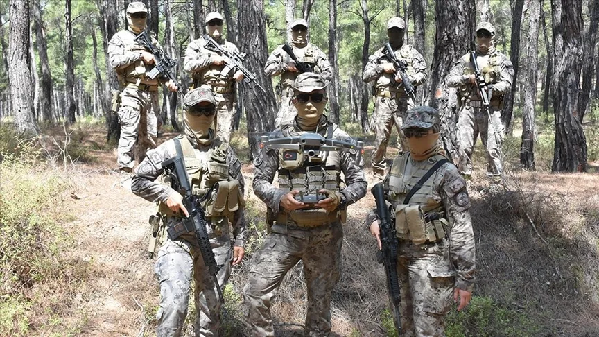 Polis Özel Harekat “yeşil vatanı” yangınlara karşı korumak için teyakkuzda