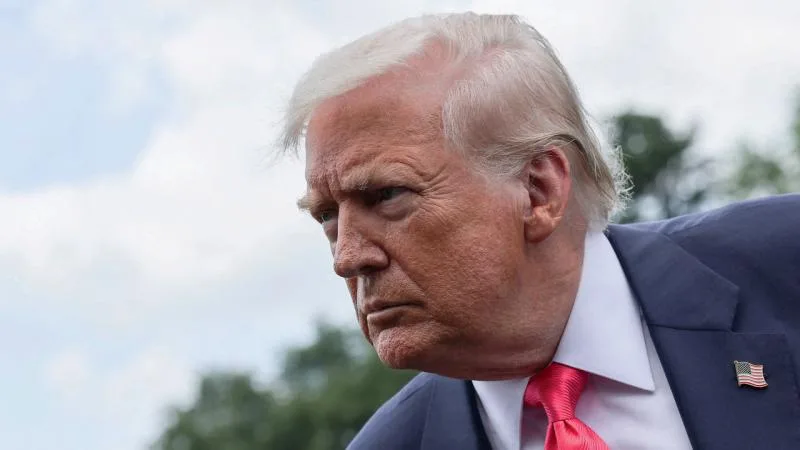 Trump, Çin’e yönelik yüksek tarifeleri 90 gün daha askıya aldı