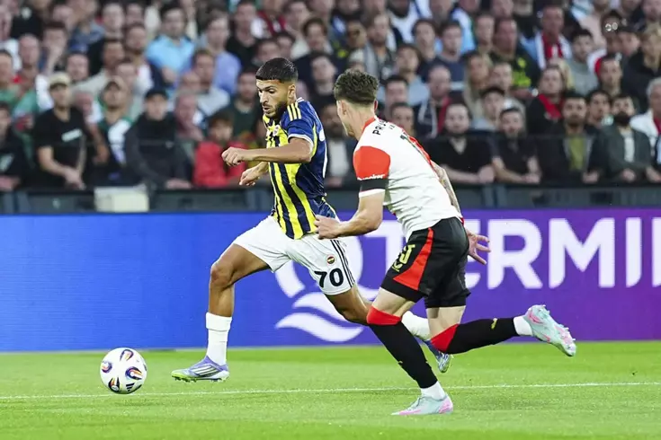 UEFA Şampiyonlar Ligi 3. eleme turu ilk maçında Fenerbahçe son dakikada yıkıldı