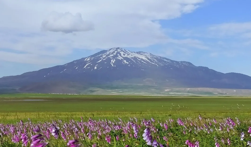 Doğu Anadolu’nun Büyüleyici Zirvesi