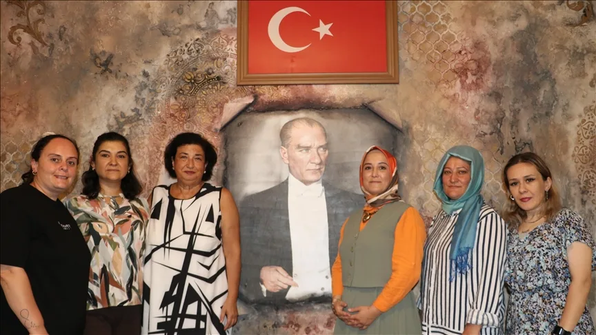 Bursa’da güçlerini birleştiren kadınların hedefi ürettiklerini ihraç etmek