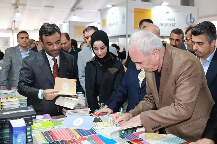 “4. Bağcılar Kitap Fuarı” okurlarla buluştu