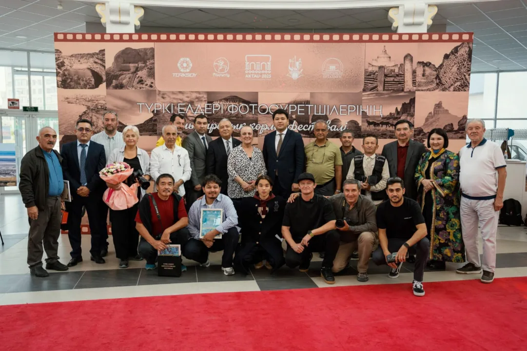 19. TÜRKSOY Fotoğrafçılar Buluşması Sergisi Aktau’da açıldı