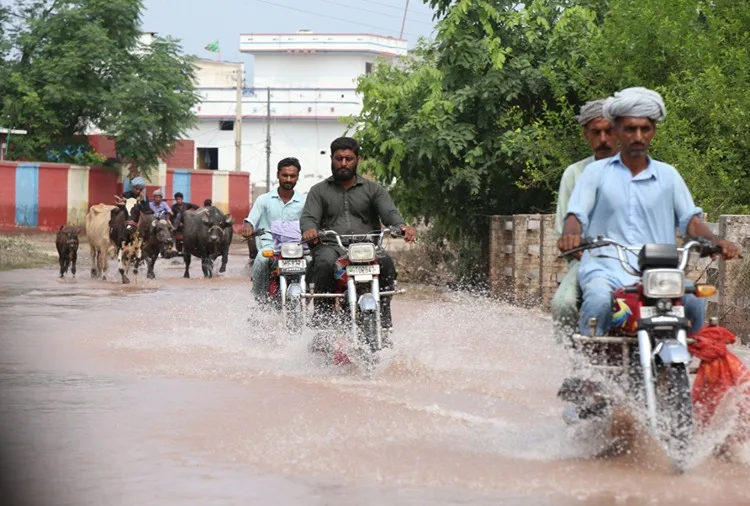 Pakistan’ın Pencap eyaletinde “tarihin en büyük sel felaketi” yaklaşık 2 milyon kişiyi etkiledi