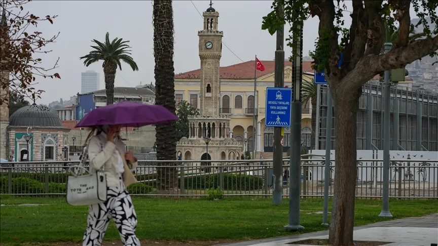 İzmir’de 121 gün sonra yağmur yağdı