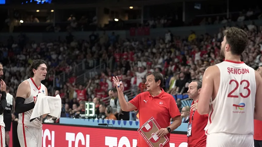 “12 Dev Adam” Avrupa ikinciliğinin buruk sevincini yaşıyor