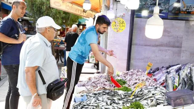 Balık tezgahlarında bolluk yaşanıyor
