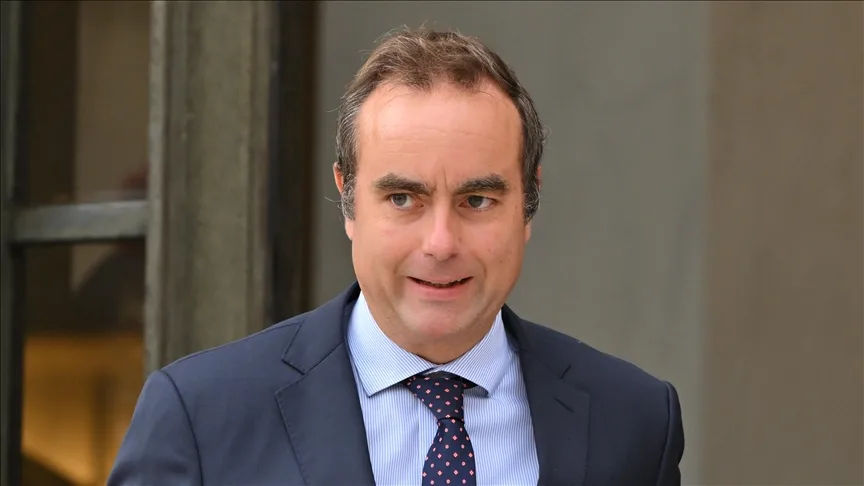 Fransa’da eylemler devam ederken yeni Başbakan Lecornu göreve başladı