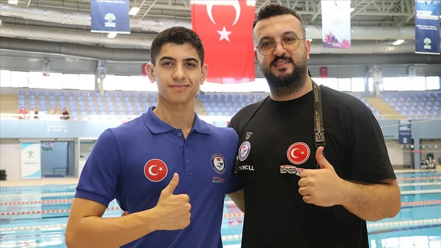 İşitme engelli milli yüzücü olimpiyatlarda “ses” getirmek istiyor