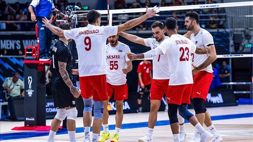 A Milli Erkek Voleybol Takımı, Liderlik için Kanada maçına çıkacak