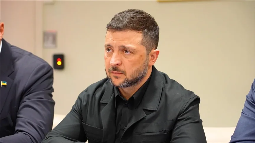 Ukrayna Devlet Başkanı Zelenskiy: “Rus tarafıyla liderler düzeyinde görüşmeye hazırım”