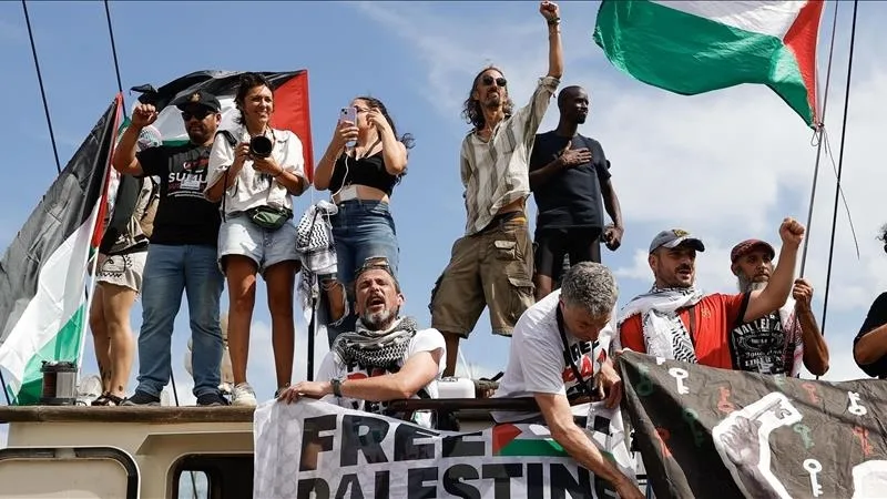 İtalya’da liman işçilerinin ihbarıyla İsrail’e patlayıcı madde sevkiyatı engellendi