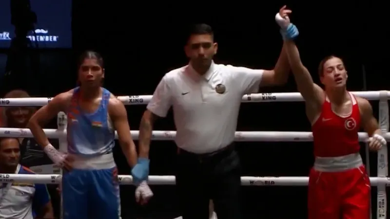 Buse Naz Çakıroğlu, Dünya Boks Şampiyonasında madalyayı garantiledi