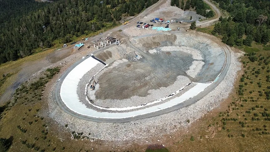 Sarıkamış Kayak Merkezi’ne suni karlama sistemi yapılıyor