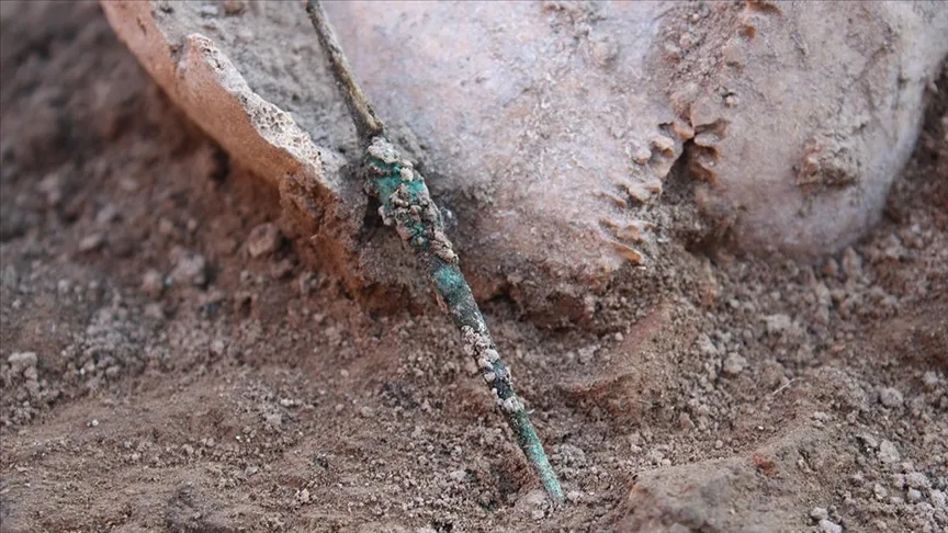 İkiztepe Höyüğü’ndeki kazılarda “hediyeli mezarlar” ortaya çıkarıldı