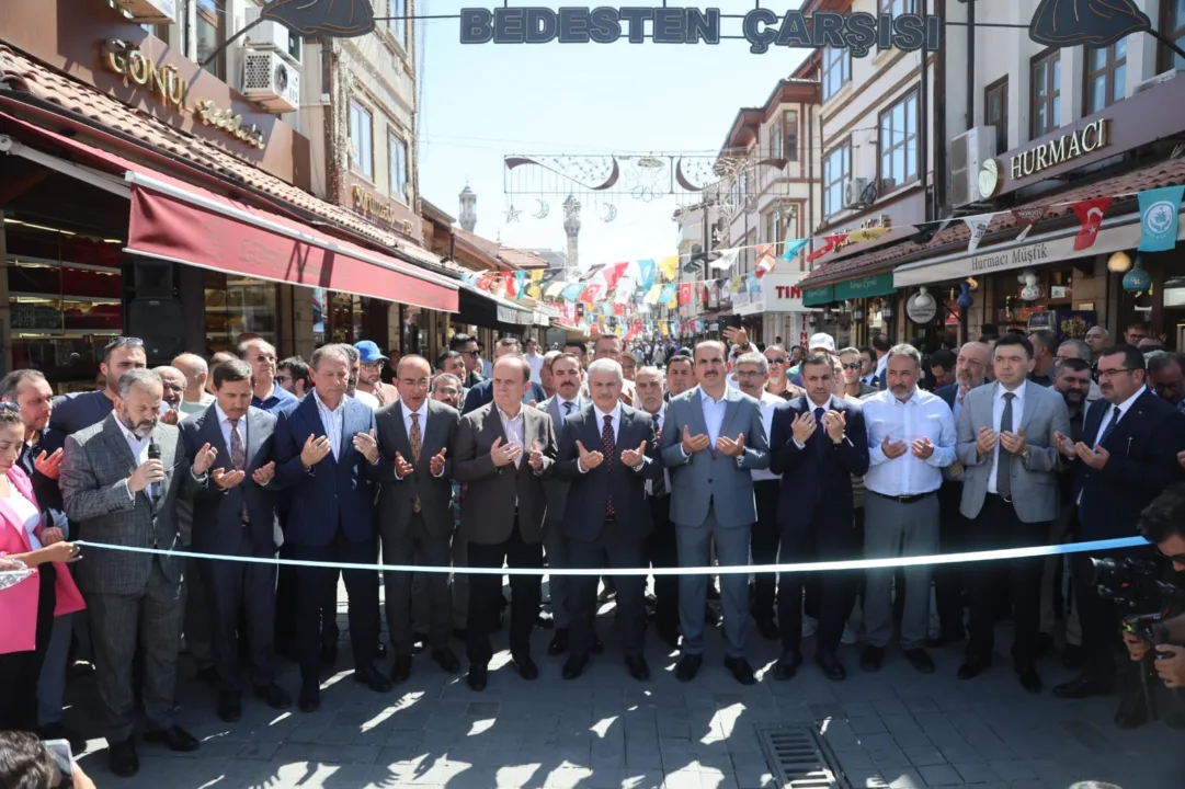 4.Tarihi Bedesten Alışveriş Günleri Başladı