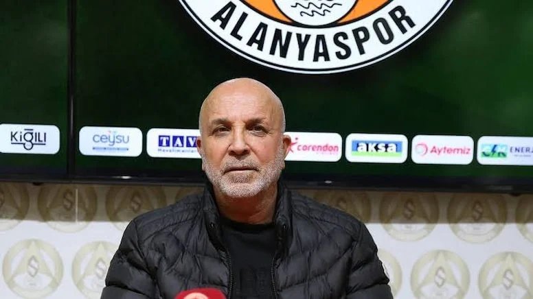 Galatasaray tarihi farktan kurtuldu