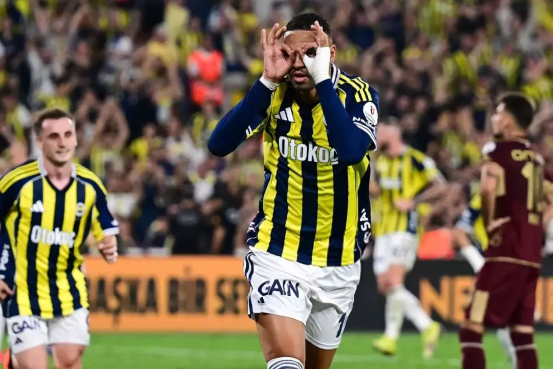 Fenerbahçe, Trabzonspor’u Youssef En-Neysri’nin golüyle 1-0 mağlup etti.