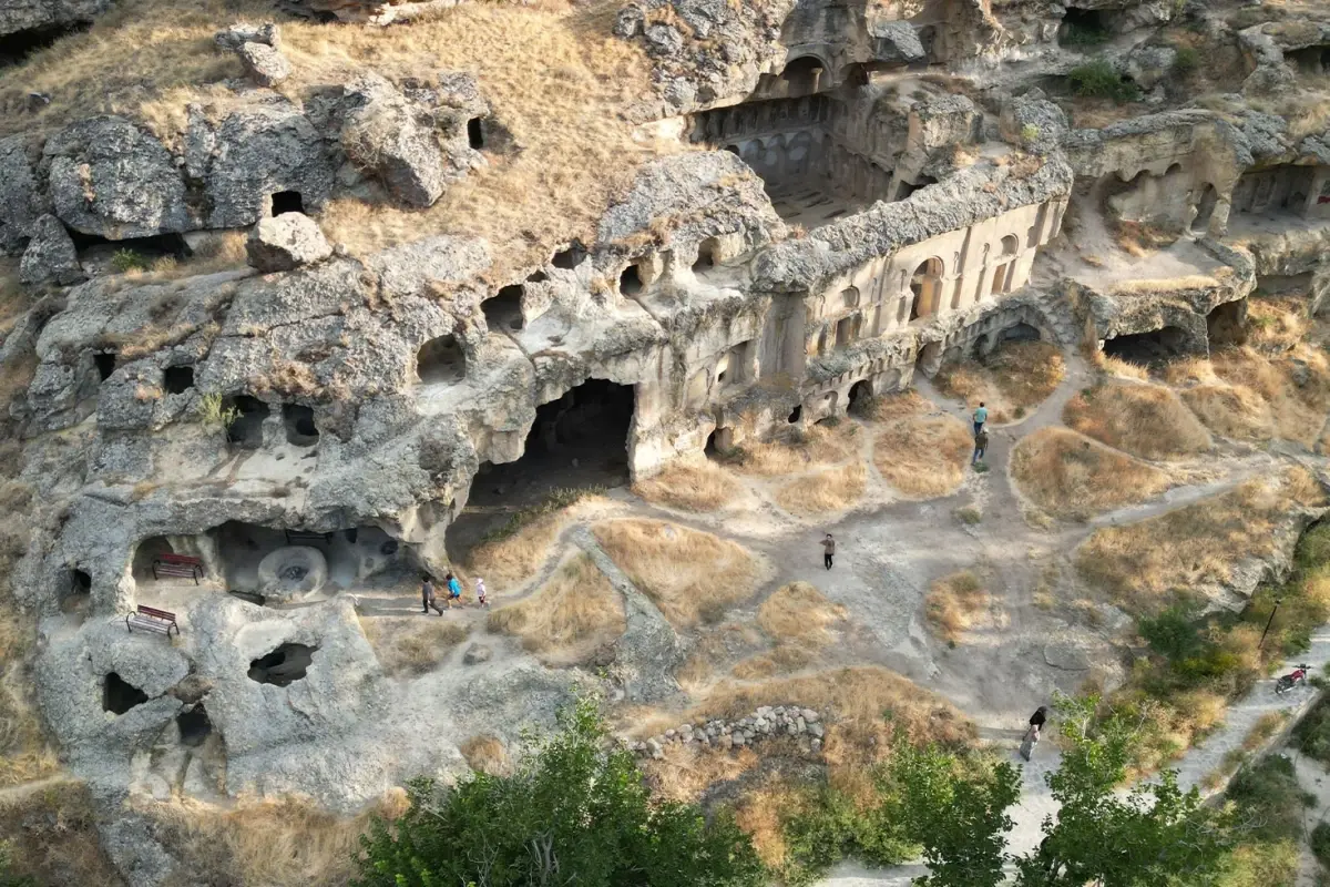 Üstü cami, altı kilise.. Türkiye’de tek ve 800 yıldır ayakta