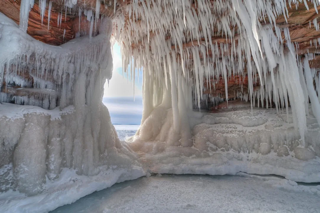 Bayburt’un Doğal Güzelliklerinden Helva Köyü Buz Mağarası