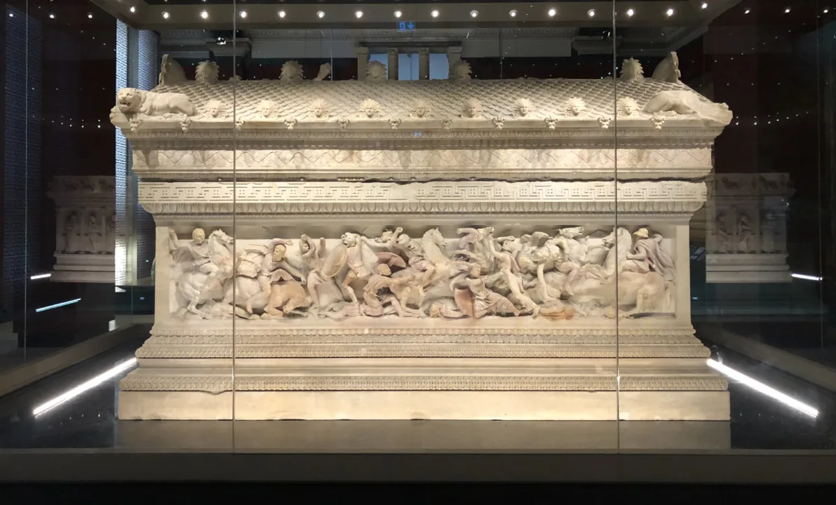 Taşa Kazınan Tarih: İskender Lahdi