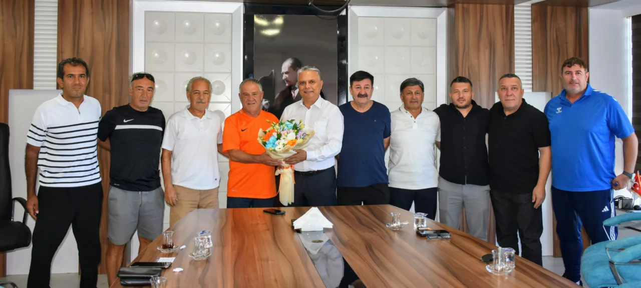 ASKF Genel Başkanı Bulut ve Yönetim Kurulu Muratpaşa Belediye Başkanı Uysal’ı Ziyaret Etti