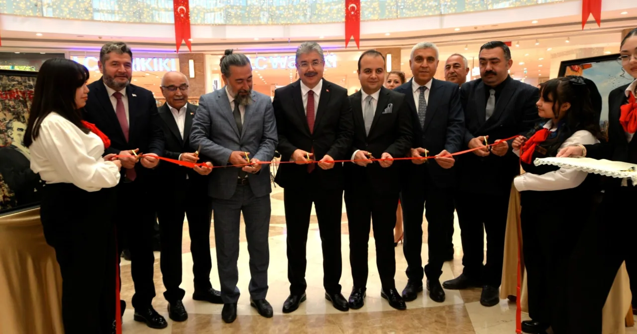 Cumhuriyetimizin 102. Kuruluş Yıl Dönümü Kutlamaları Osmaniye’de Öğrencilerin Resim Sergisiyle Taçlandı