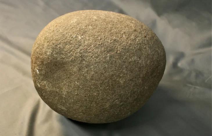 Eşi Benzeri Görülmemiş Bir Keşif: Arkeologlar Viking Çağı Vulva Taşı Buldu